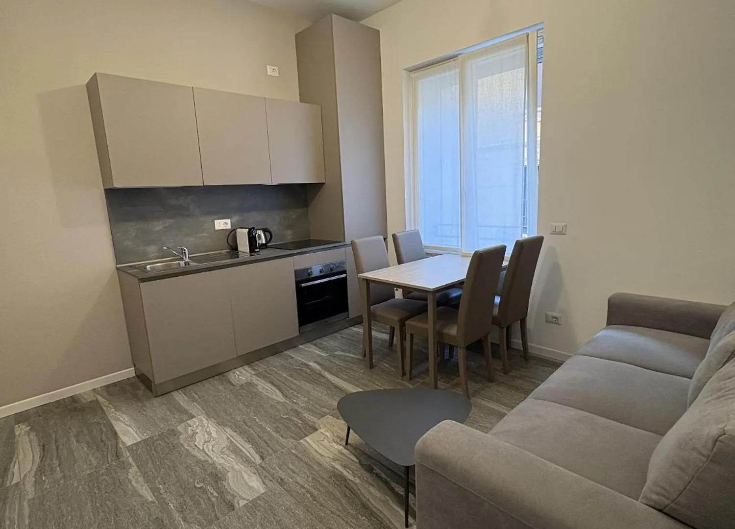 Essential Apartment Sesto San Giovanni