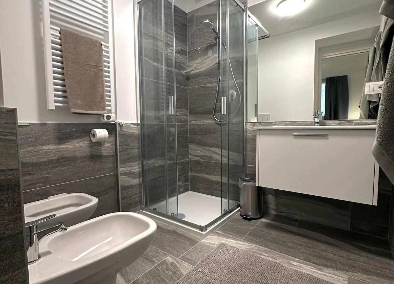 Essential Apartment Sesto San Giovanni 0*,  Italie